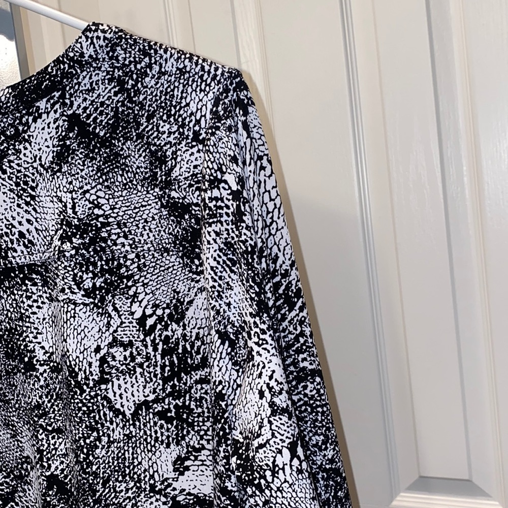 Women's Dana Bachman black / white long sleeved tunic shirt , size 1X - Picture 10 of 13